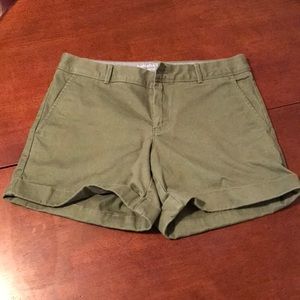 Banana Republic City Chino shorts